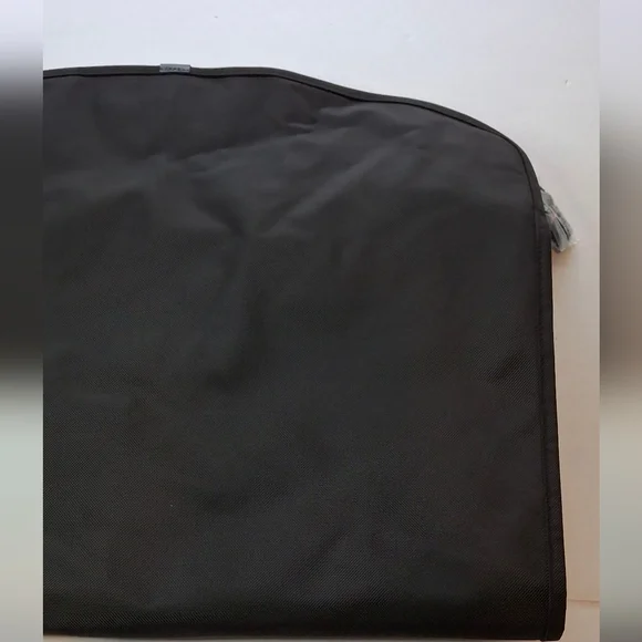 Tumi Garment Cover - Picture 16 of 16